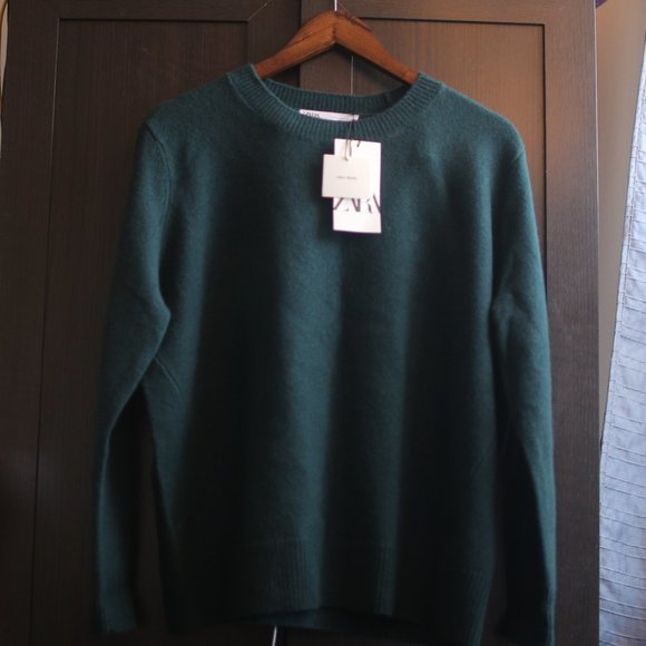 Zara Sweaters - NWT 100% Wool Dark Green Sweater.
